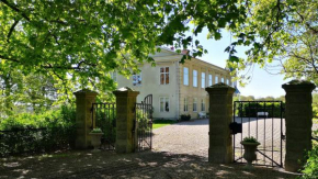 Hoby Gård B&B in Bräkne-Hoby